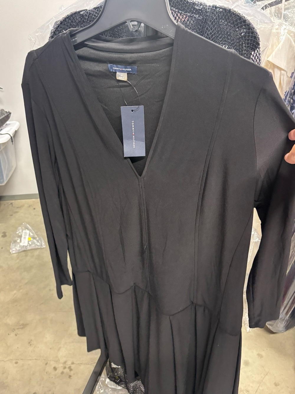 Tommy Hilfiger Women’s Pleated Fit & Flare Dress Size 16 Black NWT - Picture 7 of 7